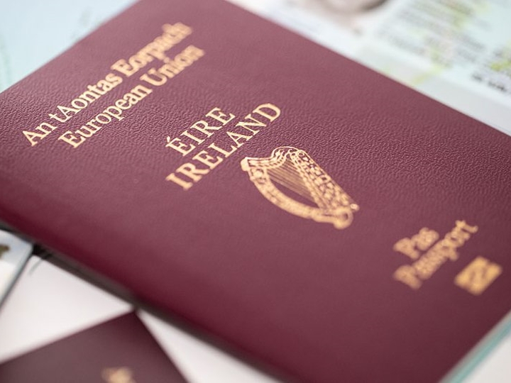 Irska mora povući više od 13 hiljada pasoša zbog štamparske greške