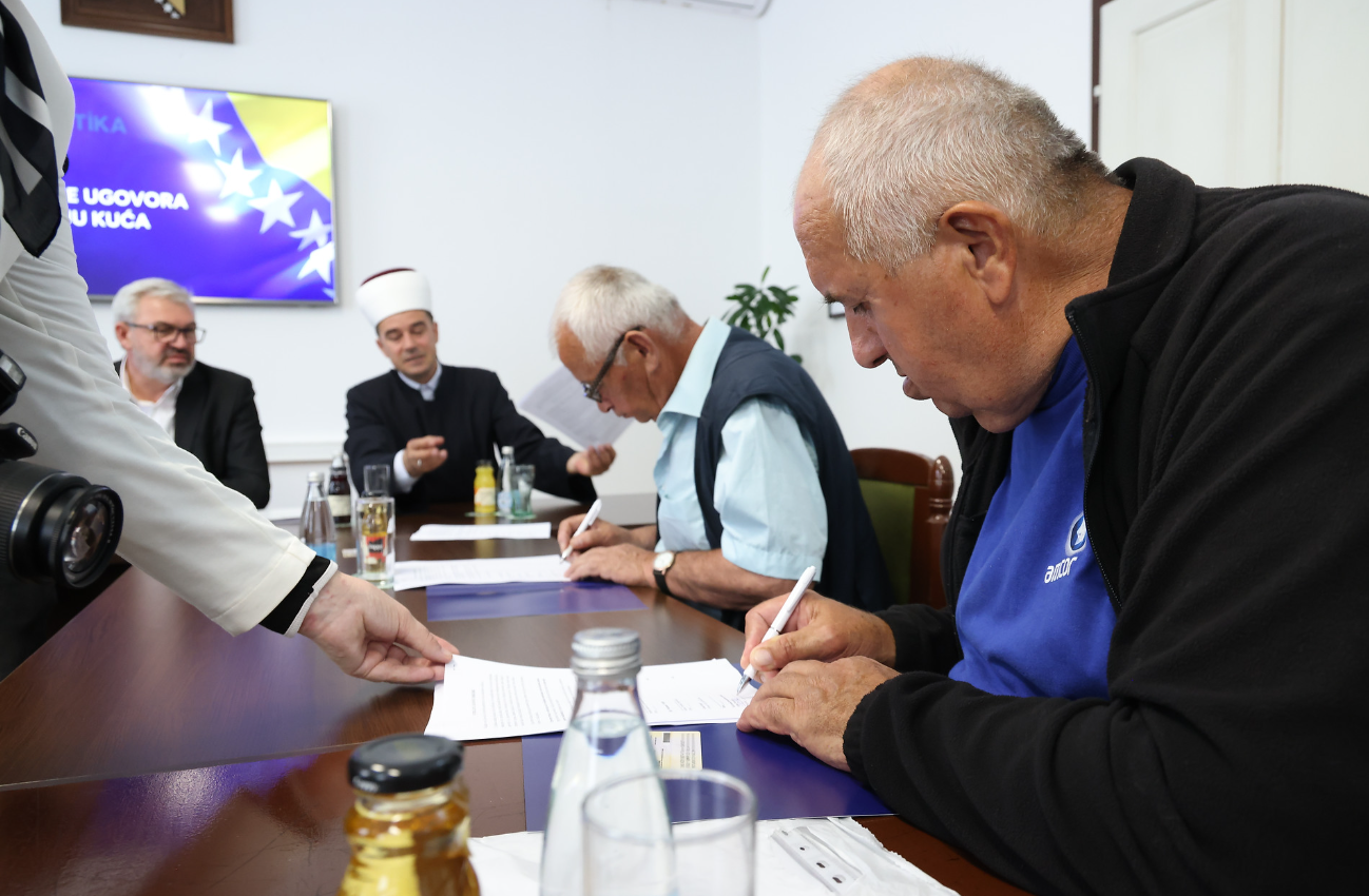 Islamska zajednica gradi osam novih kuća za stradale u poplavama u Konjicu