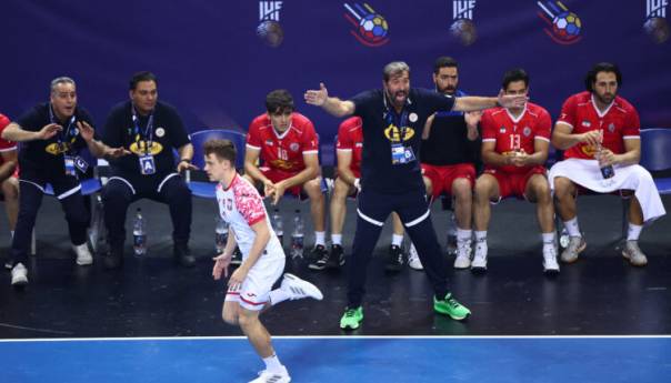 Island slomio Brazil, Poljska bolja od Irana