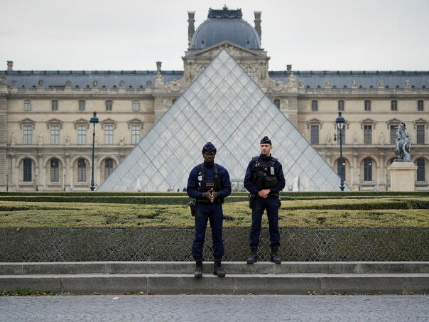 Istraga pljačke u Louvreu ukazala na slabosti sistema