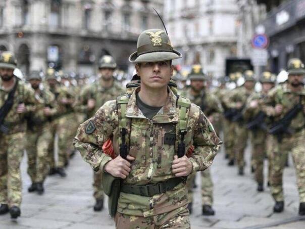 Italija odgađa uredbu o nastavku vojne pomoći Ukrajini?