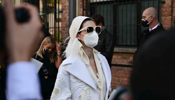 Italija ukida obavezu nošenja maske na otvorenom
