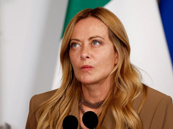 Italija uvodi ograničenje za strane učenike i zabranu burke i hidžaba