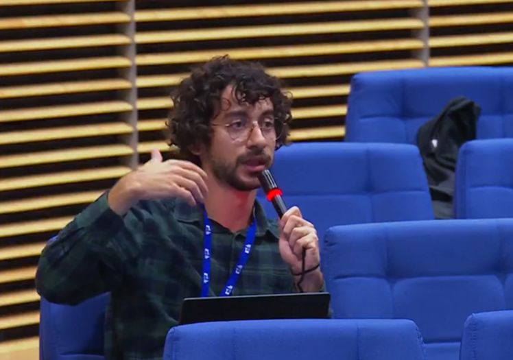 Novinar otpušten nakon što je pitao treba li Izrael finansirati obnovu Gaze