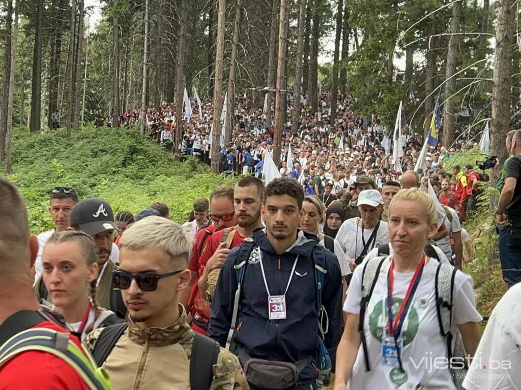 Vijesti.ba na licu mjesta: Iz Nezuka krenuo Marš mira