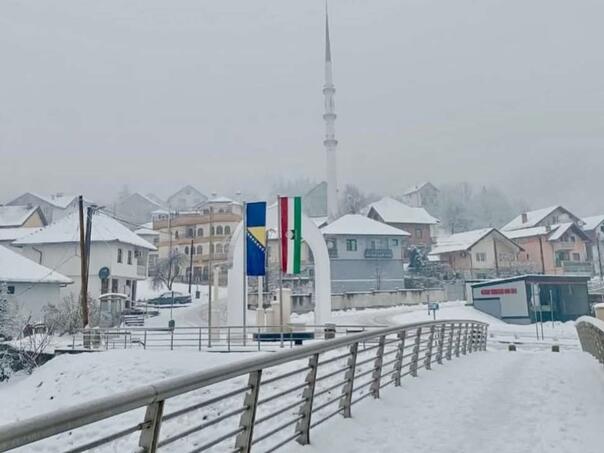 Iz sela Bešlići sinoć uspješno evakuisana porodica