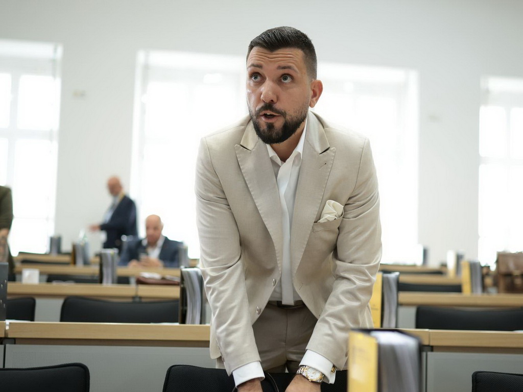Izabran prvi predsjednik pokrajinskog parlamenta iz redova krajnje desnog AfD-a