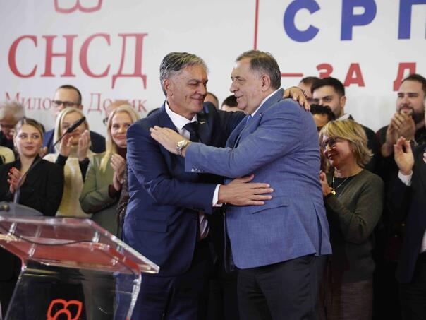 Izbori u RS: “Otimanje glasova kao pljačka blindiranog vozila”