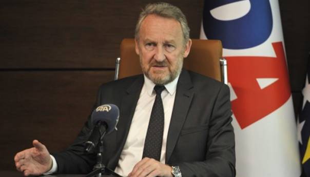 Izetbegović: Crnogorsko čojstvo i Vučićevo bježanje od istine