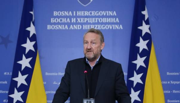 Izetbegović: Milion vakcina u naredna dva do tri mjeseca