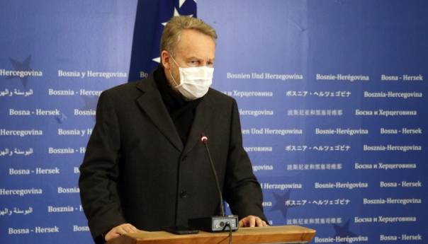 Izetbegović o smjeni VM, migrantima, Dodiku i Čoviću, aferi 'Ikona'