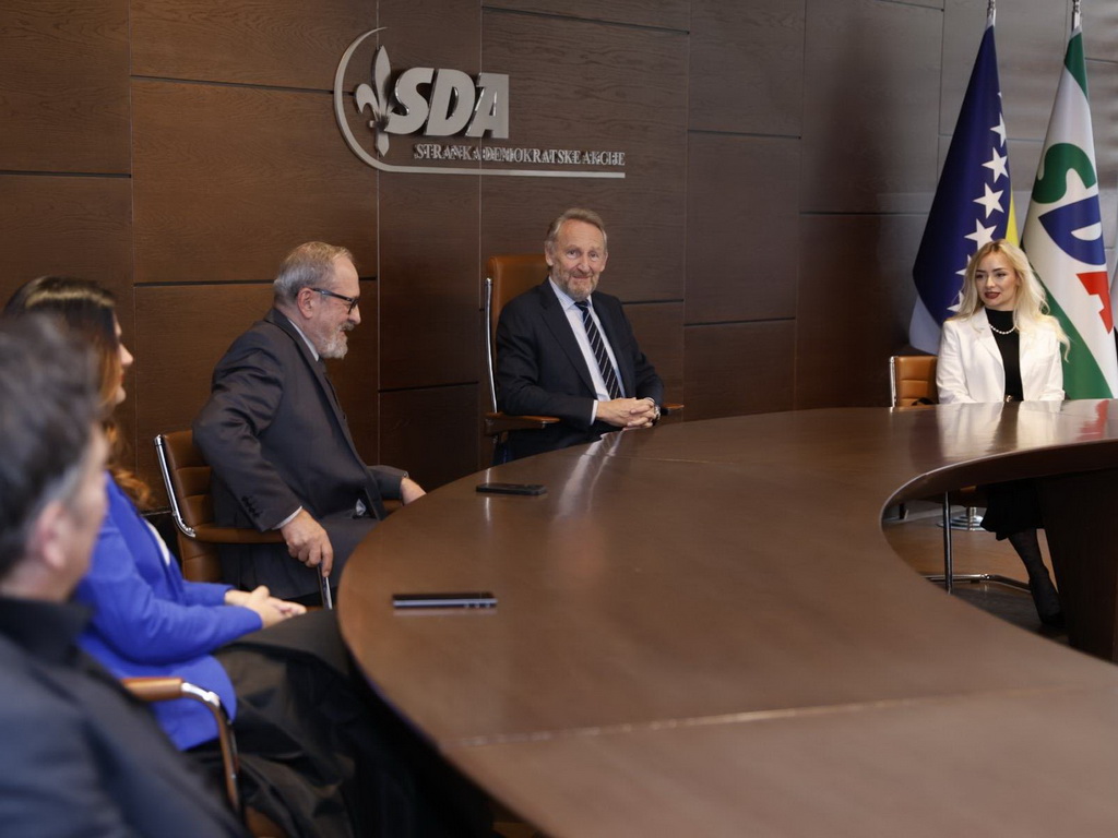 Izetbegović organizovao prijem povodom Božića