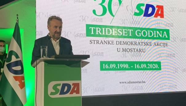 Izetbegović u Mostaru govorio o 30. godišnjici SDA