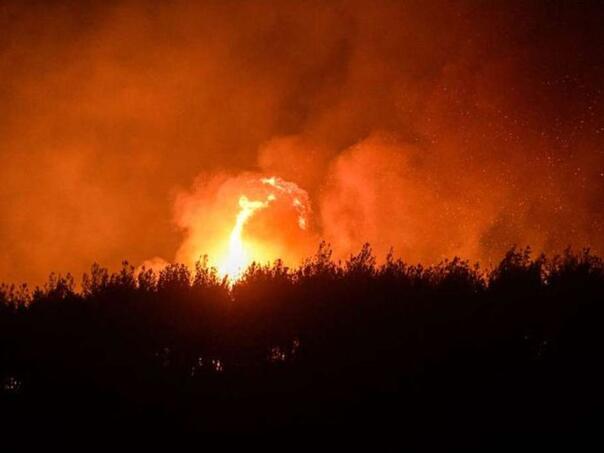 Izgorjela vikendica na Vlašiću, vatrogasci lokalizovali požar