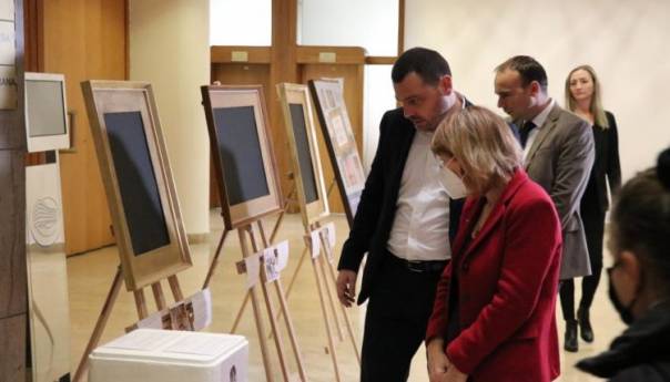 Izložba “Nestala umjetnička djela” otvorena u Parlamentu BiH
