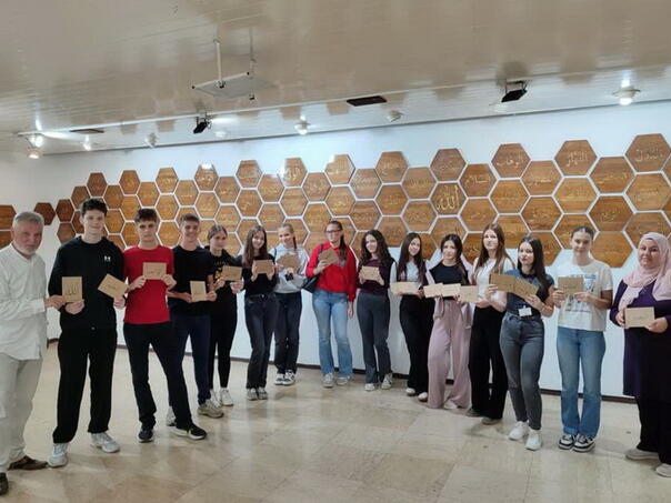 Izložba "Uči o Allahu" spoj duhovnosti, umjetničkog izraza i pedagoškog pristupa