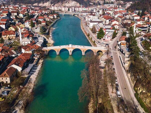 Izmišljena diskriminacija: Kome je Konjic trn u oku?