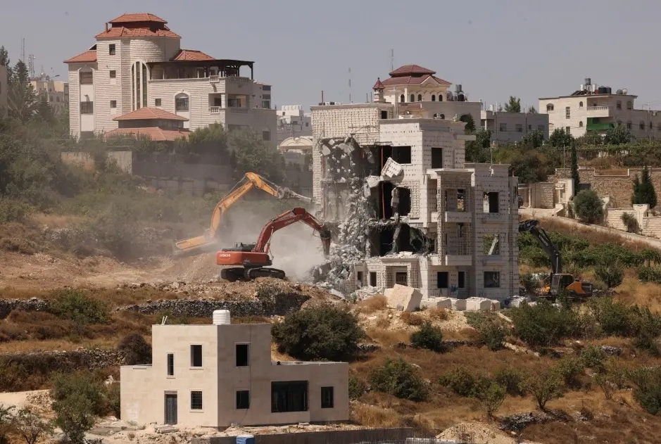 Izrael započeo rušenje 25 zgrada na Zapadnoj obali