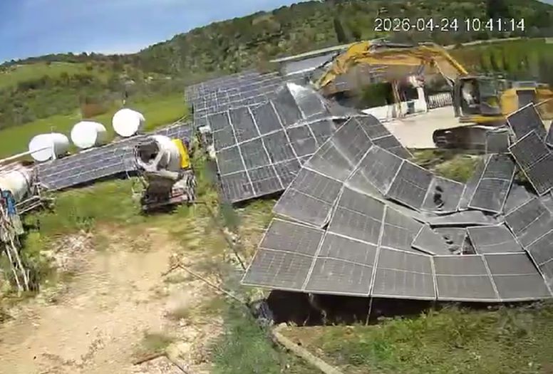 Izraelska vojska bagerima uništila solarne panele u kršćanskom selu u Libanu