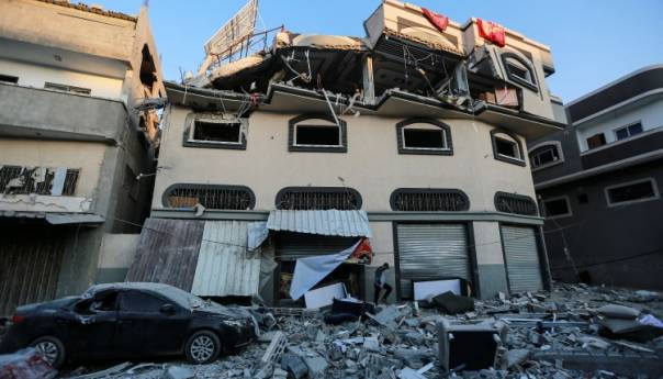 Izraelske snage bombardirale zgrade palestinskih ministarstava u Gazi