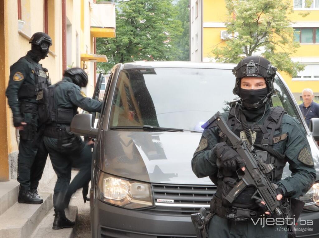 Cazin: Izuzeta dokumentacija u predmetu nezakonitog zapošljavanja