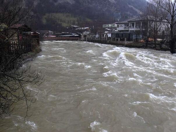 Jablanica upozorila građane: Opasnost od poplava, odrona i klizišta