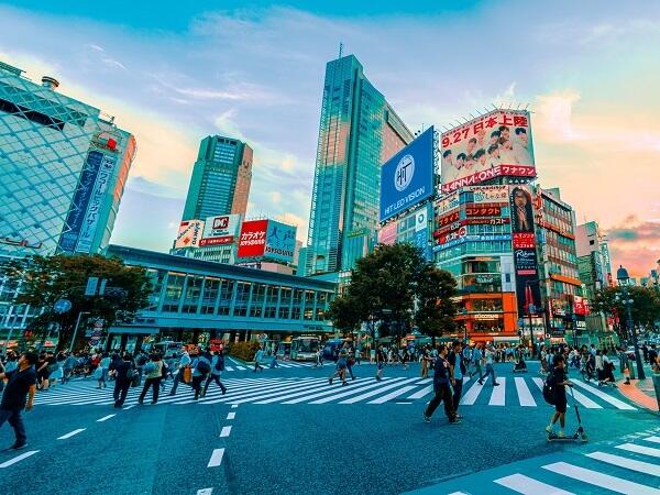 Japan smanjuje takse za pasoše kako bi podstakao putovanja mladih