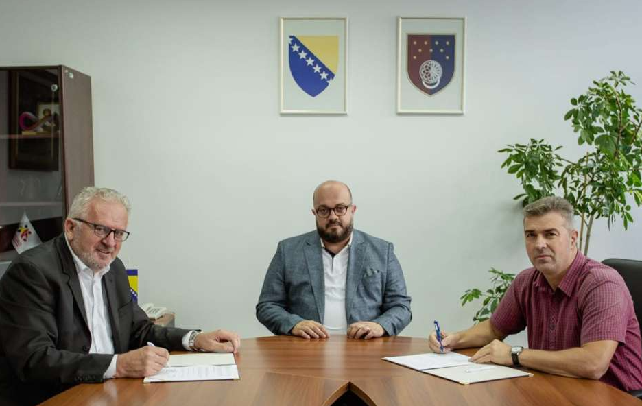 Javni prijevoz u KS besplatan za učenike i studente tokom raspusta