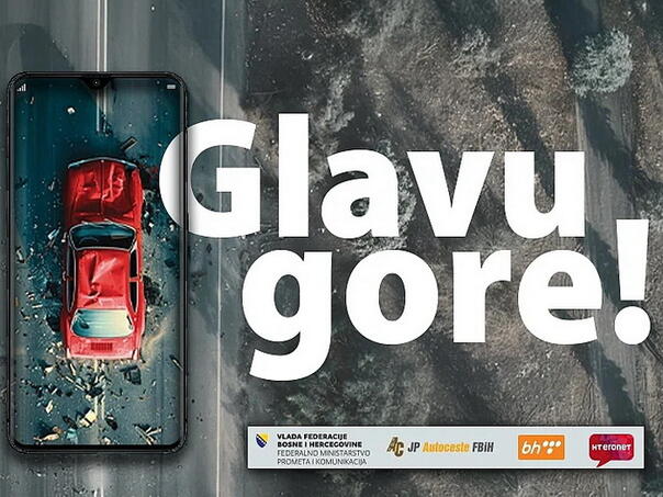 Jedan pogled na mobitel može biti koban: "Glavu gore!"