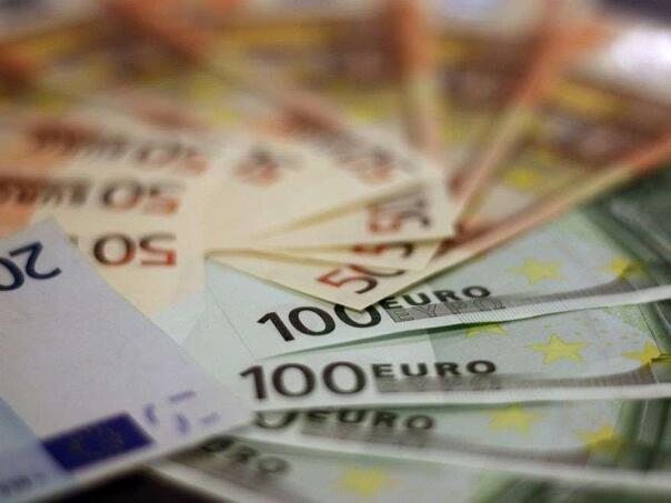Jedna evropska zemlja bi mogla do 2032. godine uvesti euro