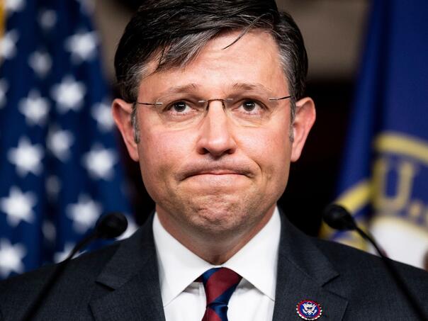 Johnson: Nema govora o slanju vojske na Grenland