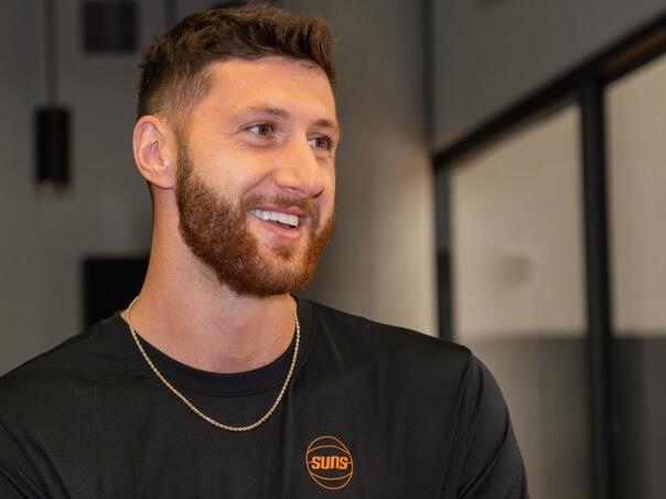 Jusuf Nurkić izabrao novi broj u Phoenix Sunsima