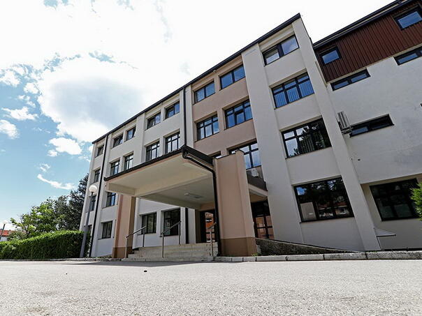 Kad vlast nije HDZ: Blokirani računi zdravstva u Livnu