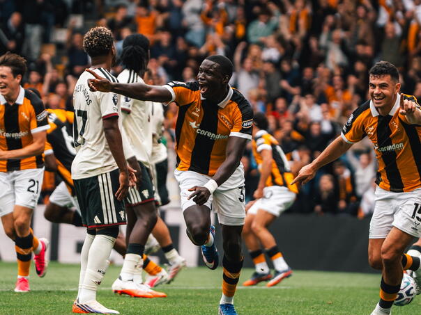 Kakav početak za Jakirovića: Hull srušio Manchester United!