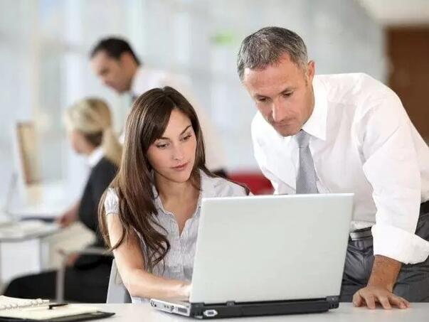 Kako odabrati poslovni softver koji će rasti zajedno s vašim biznisom?