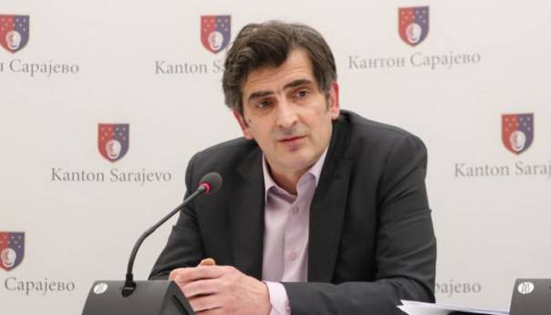 Kapidžić: Konaković bi morao da se prihvati premijerske obaveze