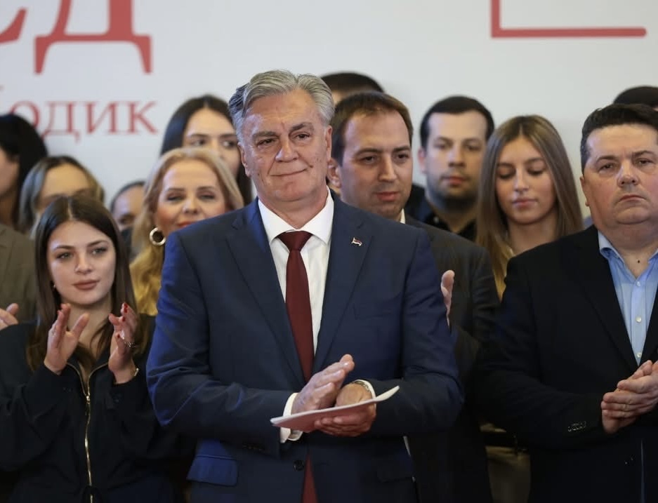 Karan pobjednik, ali SNSD daleko od stare snage