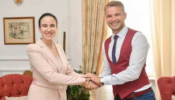 Karić i Stanivuković: Građani su birali nove ljude da donesu nova vremena
