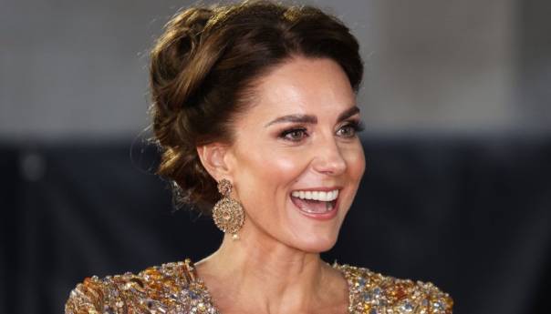 Kate Middleton sve iznenadila blještavim izdanjem na premijeri filma