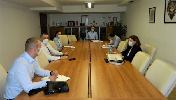 Kazniti počinioce trgovine ljudima i zaštititi žrtve