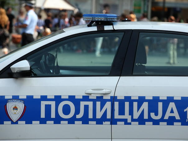 Kažnjen vozač koji je presretao djecu i nudio im prevoz i novac