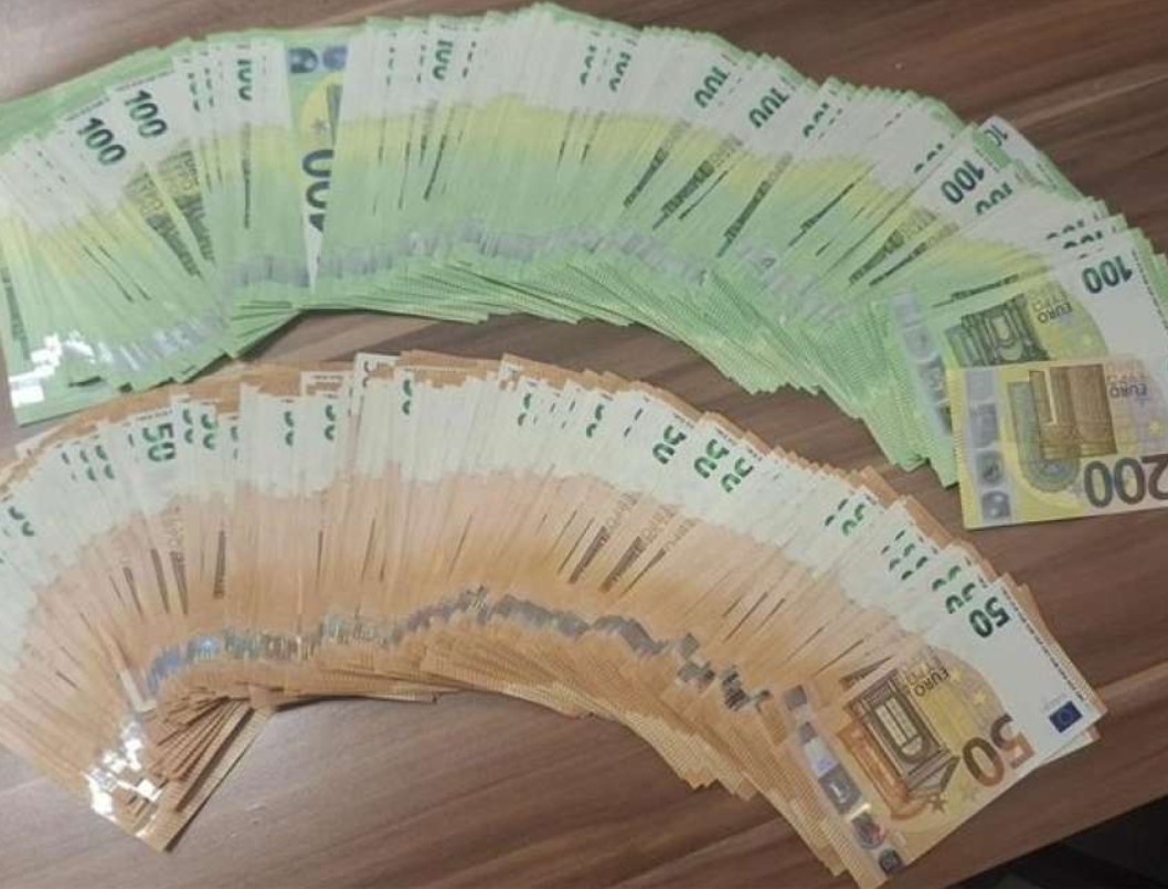 Visoka kazna za državljanku BiH zbog neprijavljene gotovine na granici