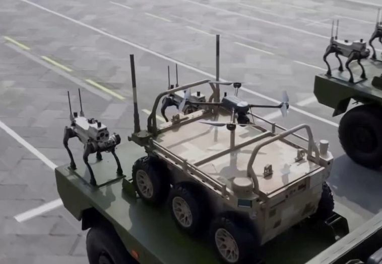 Kina na vojnoj paradi pokazala "robotske vukove", šta je to?