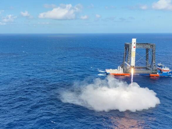 Kina testirala raketu i kapsulu uoči slanja ljudske misije na Mjesec