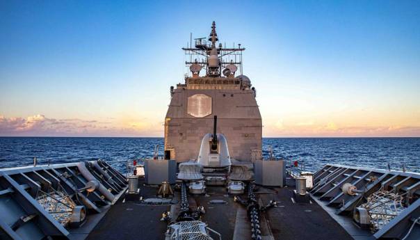 Kina tvrdi da je izvela američki brod iz Južnog kineskog mora