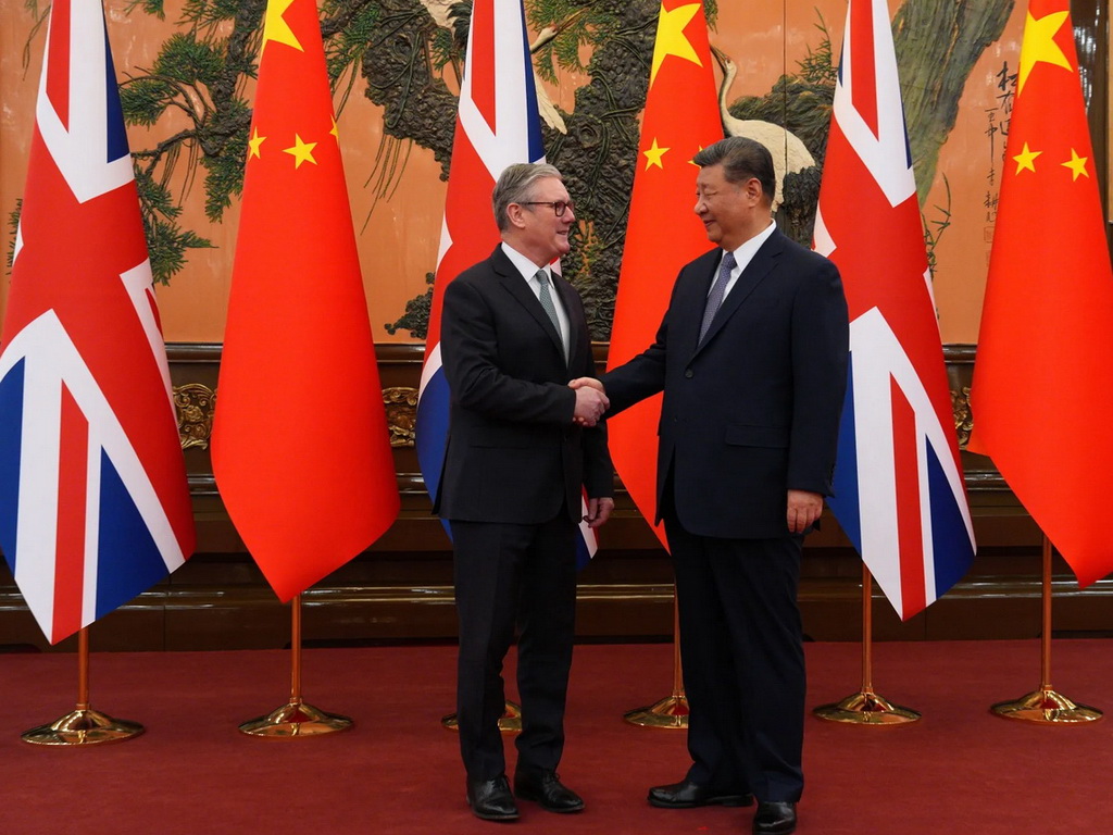 Kina ublažila vizni režim za britanske državljane