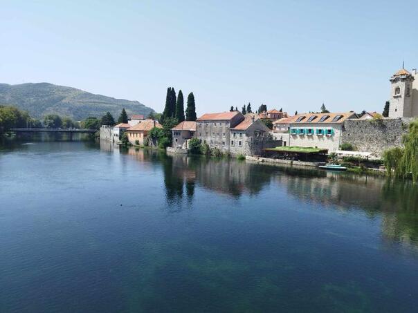 Kinez pobjegao iz zatvora u Trebinju, policija na nogama