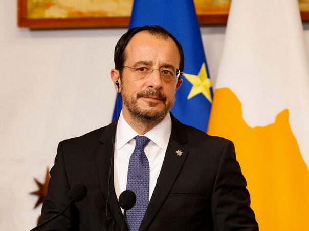 Kipar podigao pripravnost, zatvorene škole, u toku evakuacije