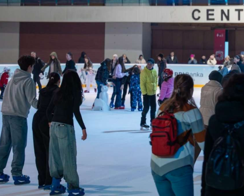 Klizalište u Centru Skenderija okupilo više od 18.000 klizača