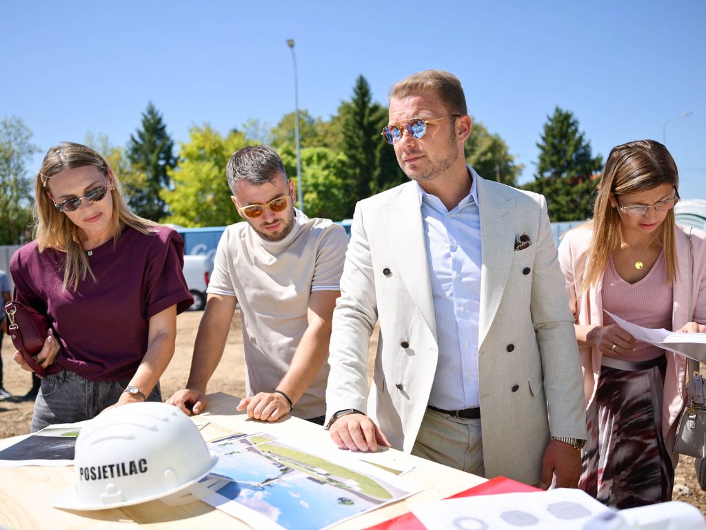Knez Lazar na kružnom toku: Spomenik od 15 metara podijelio Banjaluku